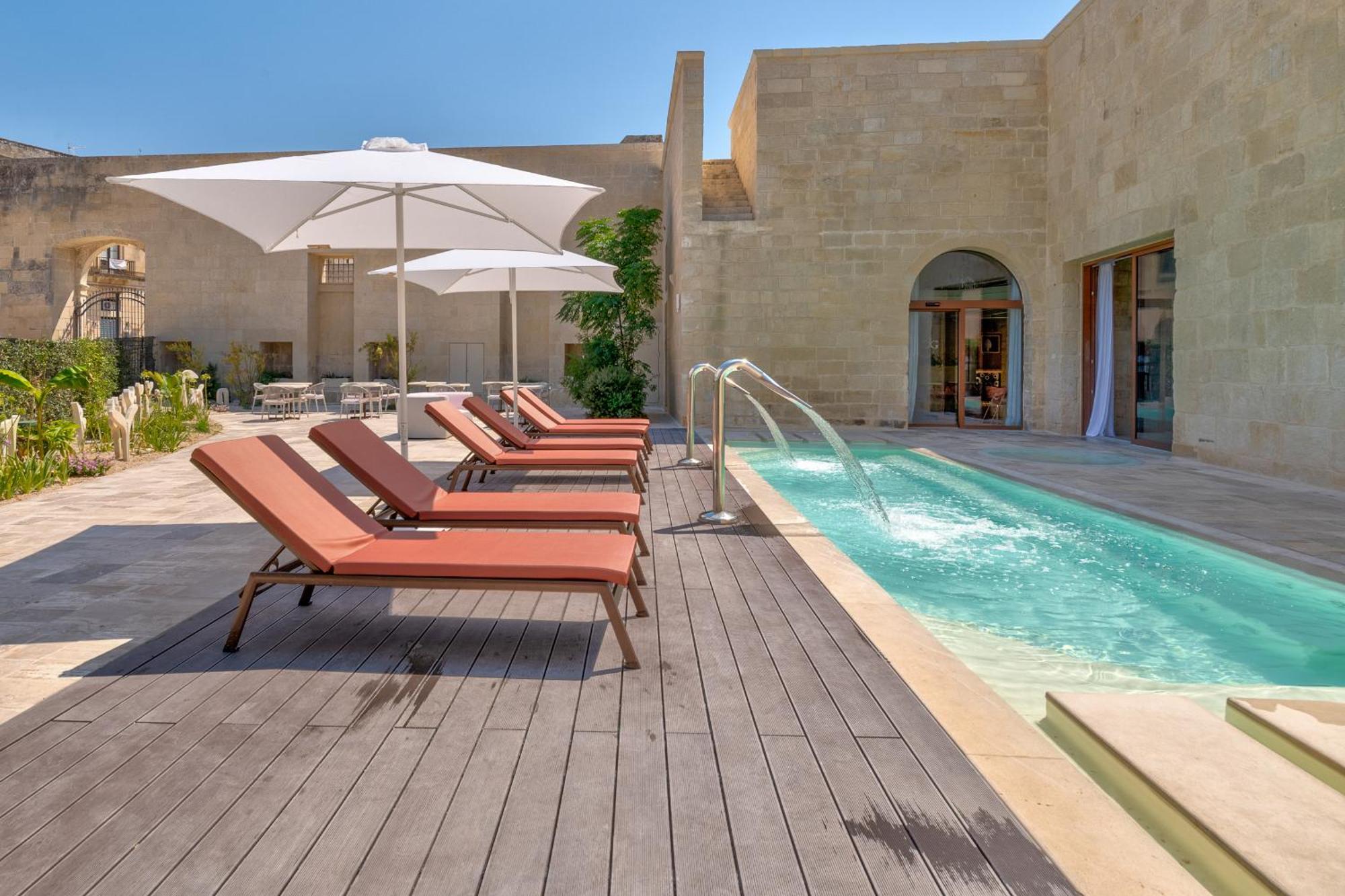 Corte Dei Granai Meeting & Spa - Raro Rooms Collection Маглие Екстериор снимка