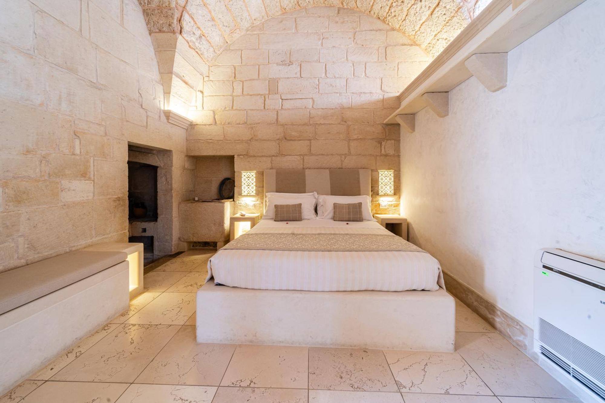 Corte Dei Granai Meeting & Spa - Raro Rooms Collection Маглие Екстериор снимка